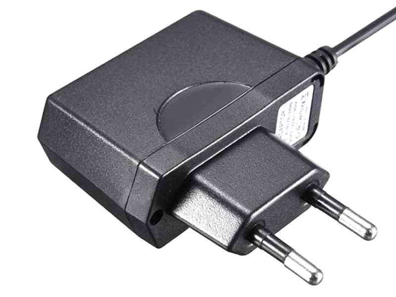 Reekin AC Adapter / Ladegerät für Nintendo DSi